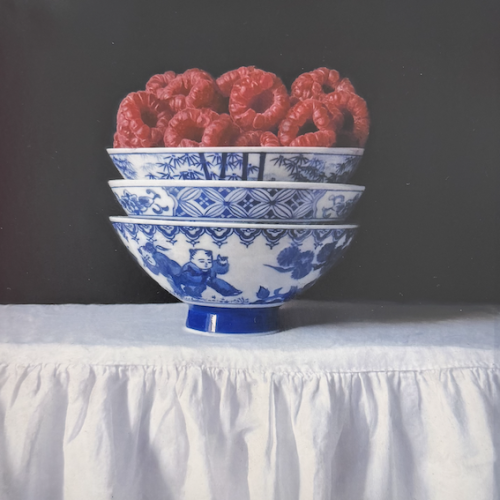 Kate Verrion | Eastern Mornings | Hyperrealist oil painting of raspberris and asian porcelian rice bowls